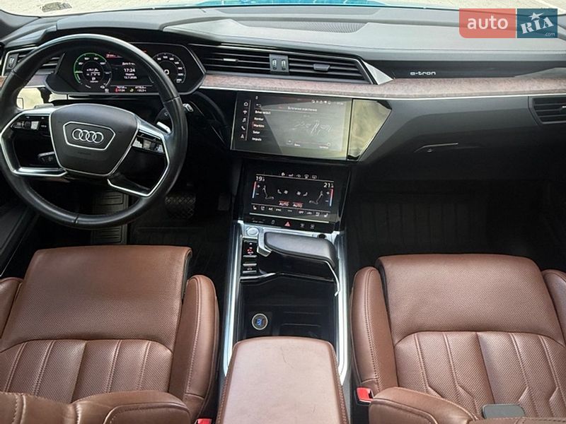 Внедорожник / Кроссовер Audi e-tron 2019 в Львове