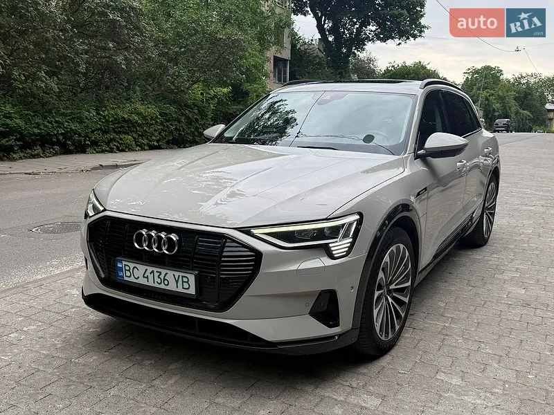 Audi e-tron