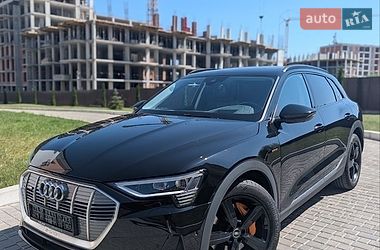 Audi e-tron 2022