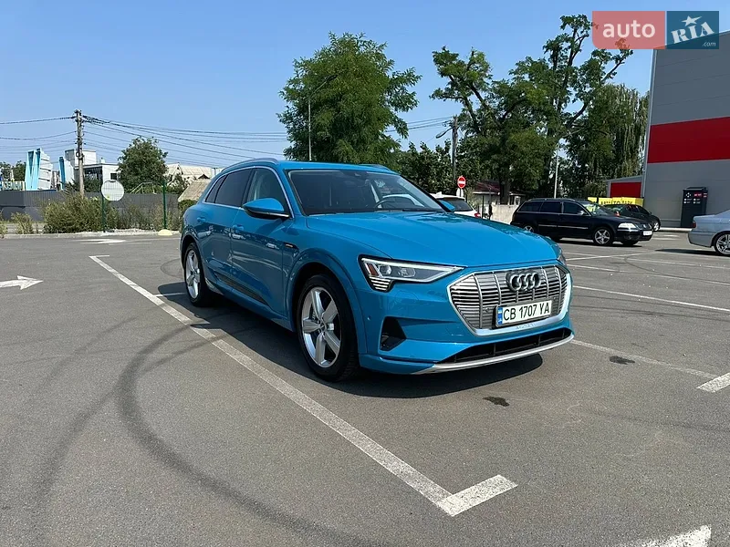 Audi e-tron 2019