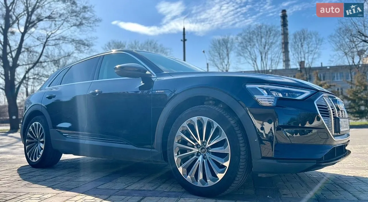 2021 Audi e-tron - мініатюра 3