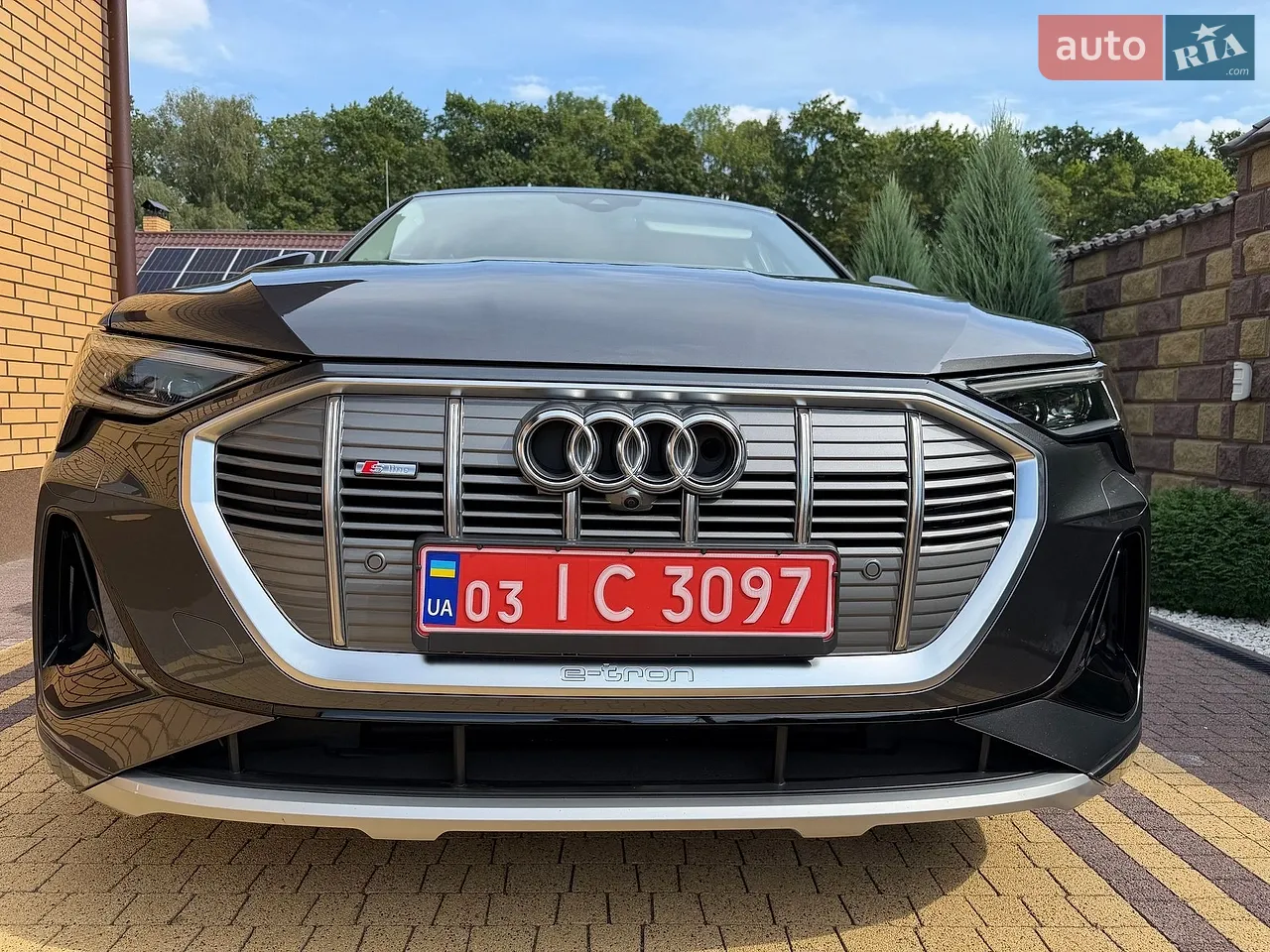 2022 Audi e-tron - мініатюра 5