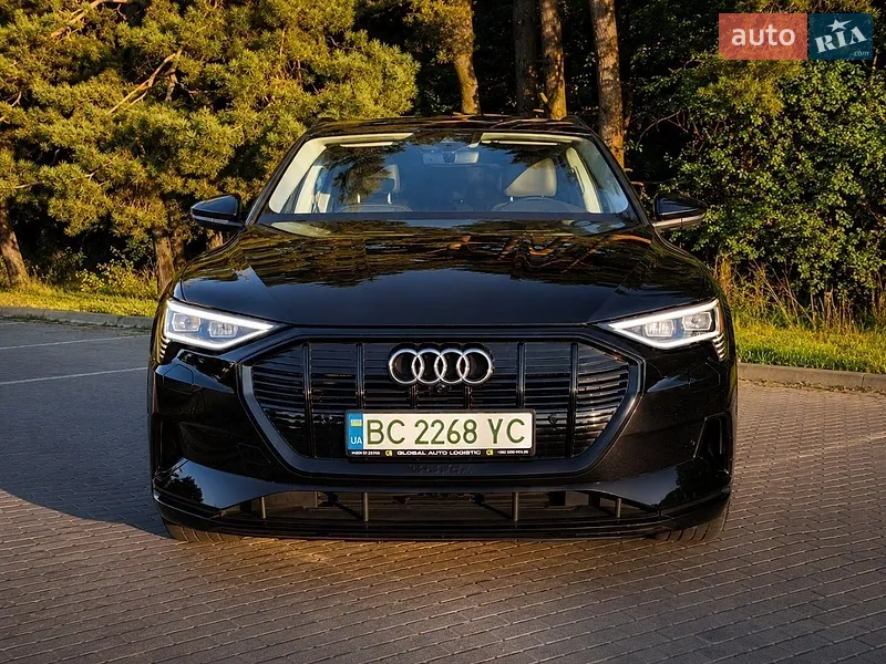 Audi e-tron