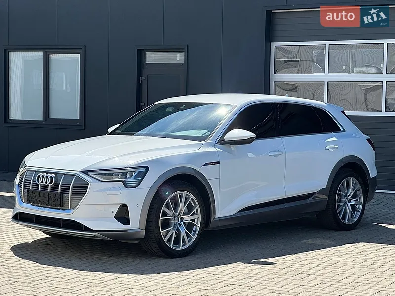 Audi e-tron 2019