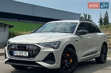 Внедорожник / Кроссовер Audi e-tron 2021 в Киеве Внедорожник / Кроссовер Audi e-tron 2021 в Киеве