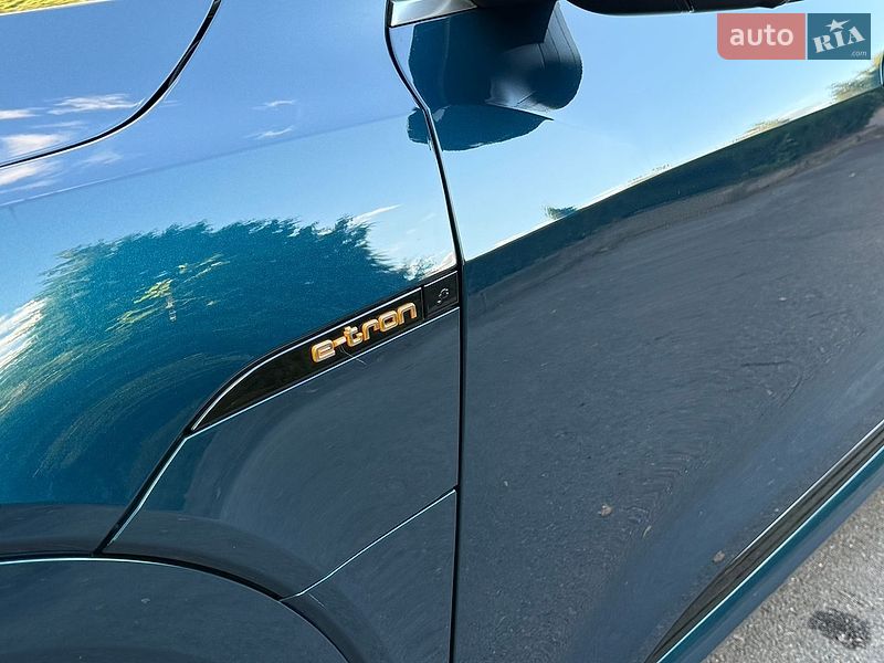 Внедорожник / Кроссовер Audi e-tron 2020 в Ровно