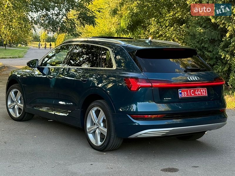 Внедорожник / Кроссовер Audi e-tron 2020 в Ровно