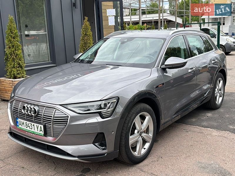 Позашляховик / Кросовер Audi e-tron 2020 в Житомирі
