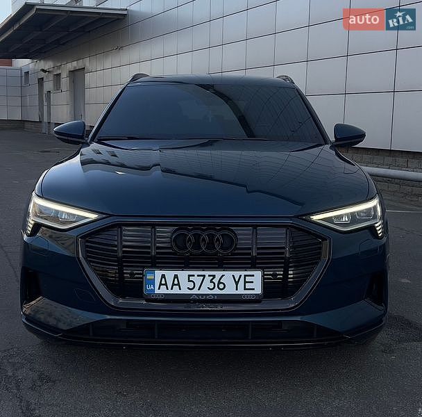 Позашляховик / Кросовер Audi e-tron 2019 в Києві