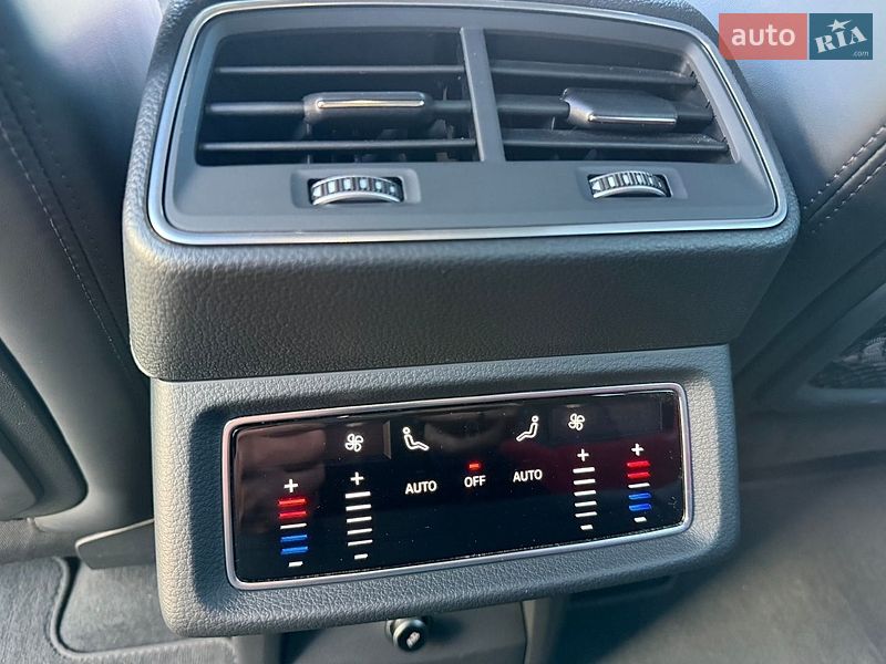 Внедорожник / Кроссовер Audi e-tron 2022 в Ужгороде