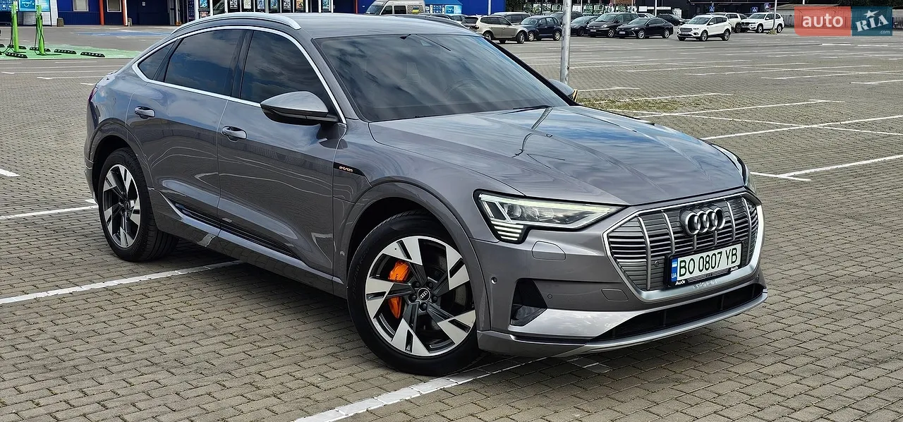 2020 Audi e-tron - мініатюра 5