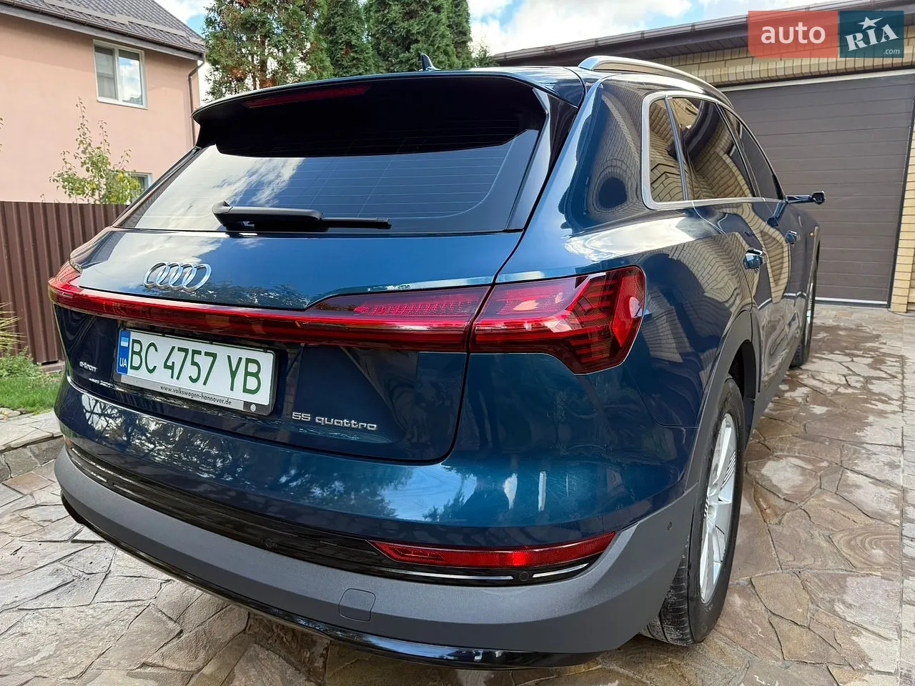 2019 Audi e-tron - мініатюра 3