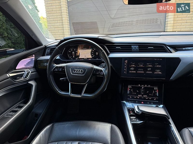 Внедорожник / Кроссовер Audi e-tron 2019 в Киеве фото 9 Внедорожник / Кроссовер Audi e-tron 2019 в Киеве