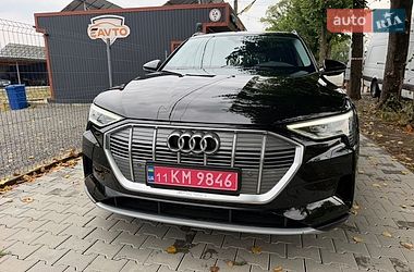 Позашляховик / Кросовер Audi e-tron 2019 в Чернівцях