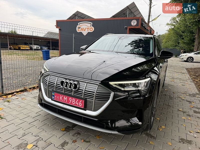 Позашляховик / Кросовер Audi e-tron 2019 в Чернівцях