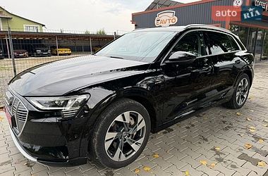 Позашляховик / Кросовер Audi e-tron 2019 в Чернівцях