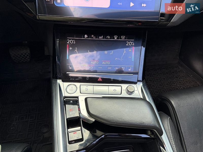 Позашляховик / Кросовер Audi e-tron 2019 в Рівному