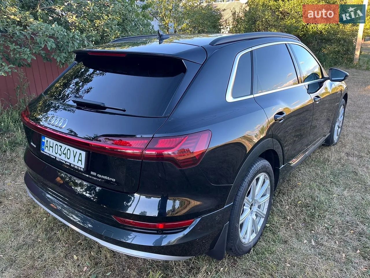 2022 Audi e-tron - мініатюра 2