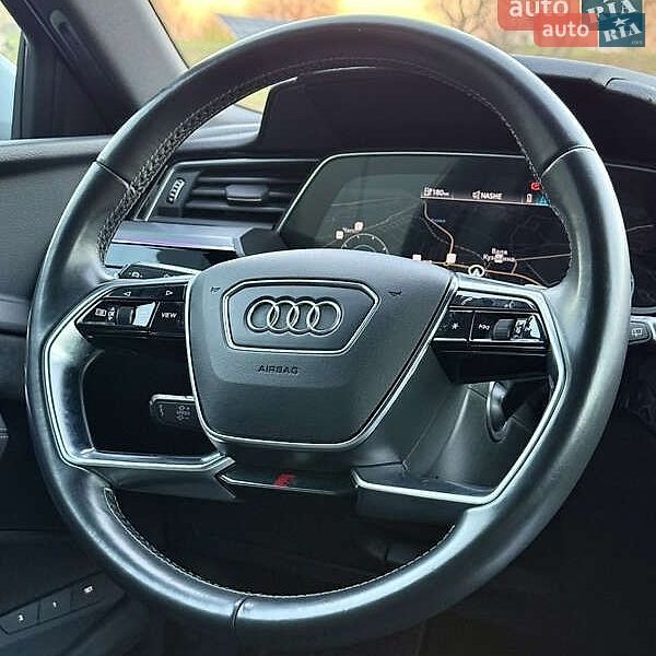 Внедорожник / Кроссовер Audi e-tron 2020 в Киеве фото 15 Внедорожник / Кроссовер Audi e-tron 2020 в Киеве