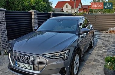 audi e-tron 2019 в Хмельницький від професійного продавця Олег
