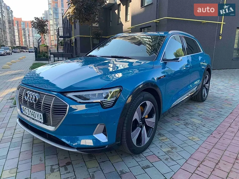 Audi e-tron 2019
