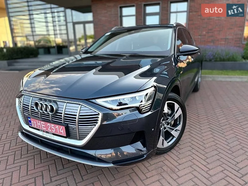 Audi e-tron
