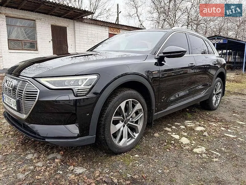 Audi e-tron