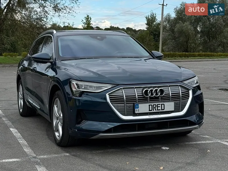Audi e-tron