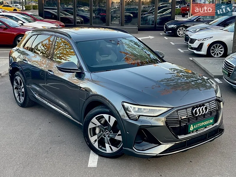 Audi e-tron