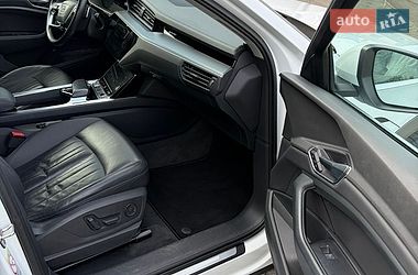 Позашляховик / Кросовер Audi e-tron 2019 в Чернівцях