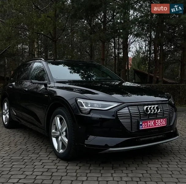 Audi e-tron