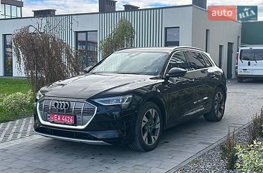 Audi e-tron  2019