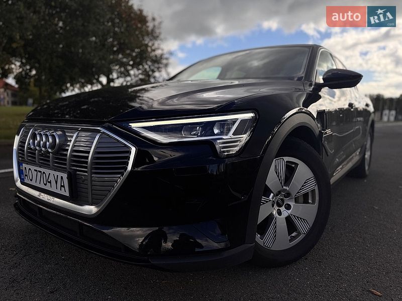 Audi e-tron 2022
