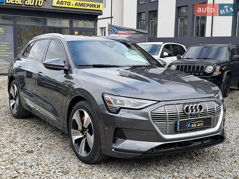 Audi e-tron