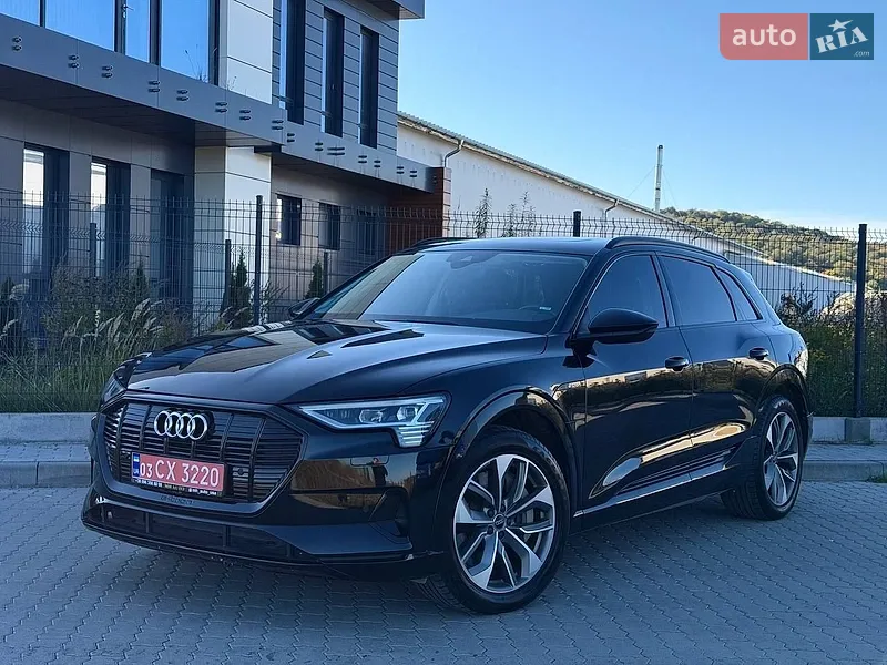 Audi e-tron