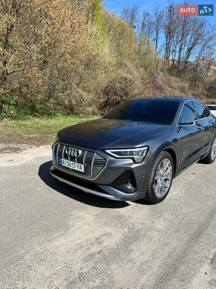 2020 Audi e-tron - фото 1
