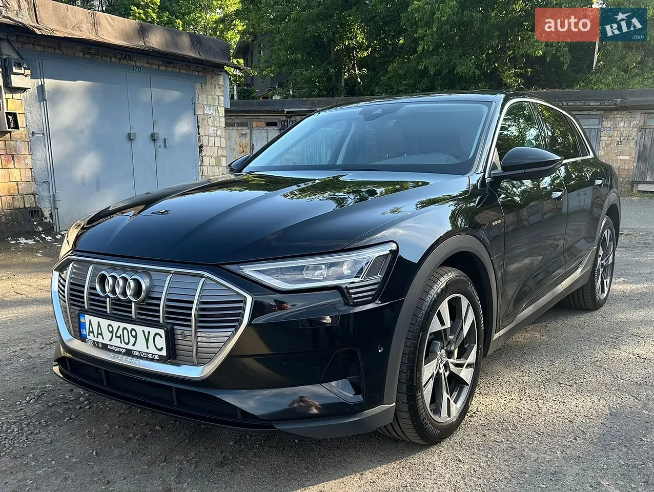 2020 Audi e-tron - фото 1