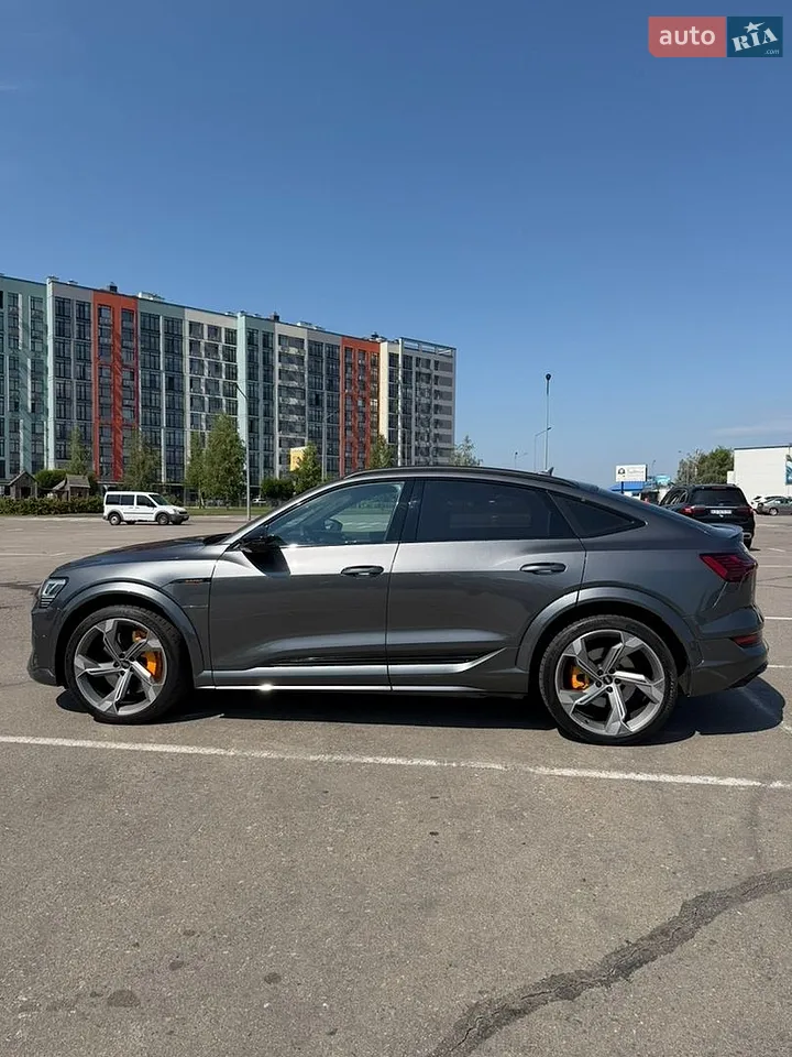 Audi e-tron S Sportback 2022