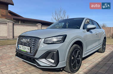 Audi Q2L e-tron  2022