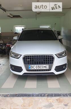 Audi Q3  2012