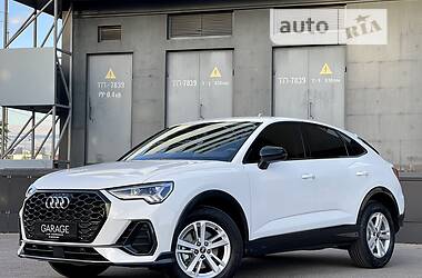 Audi Q3  2021