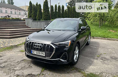 Audi Q3  2021