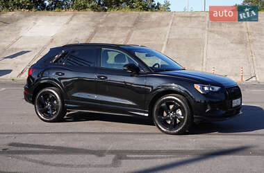 Audi Q3  2021