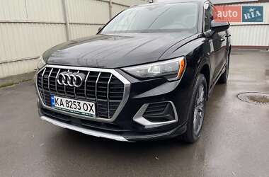 Audi Q3  2021