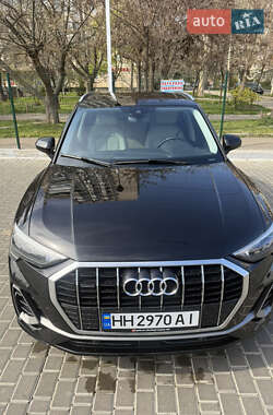 Audi Q3  2022