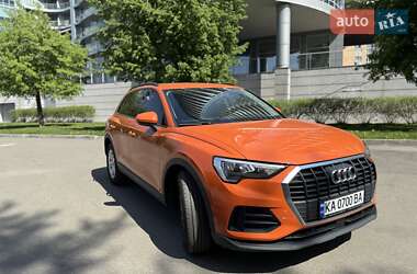 Audi Q3  2021