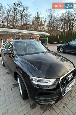 Audi Q3  2012