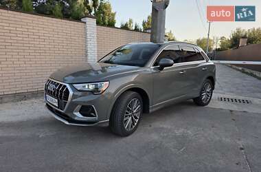 Audi Q3  2021