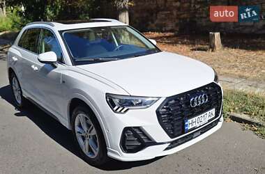 Audi Q3  2022