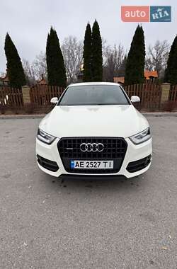 Audi Q3  2012